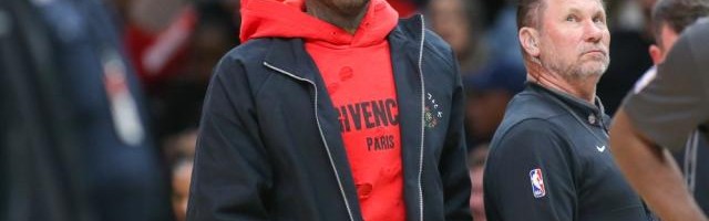 开云官网-过去一季NBA十大合同“诈骗犯”：沃尔最水 克雷上榜